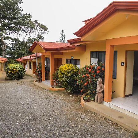 Hotel Amjeco San Isidro De El General Exteriör bild