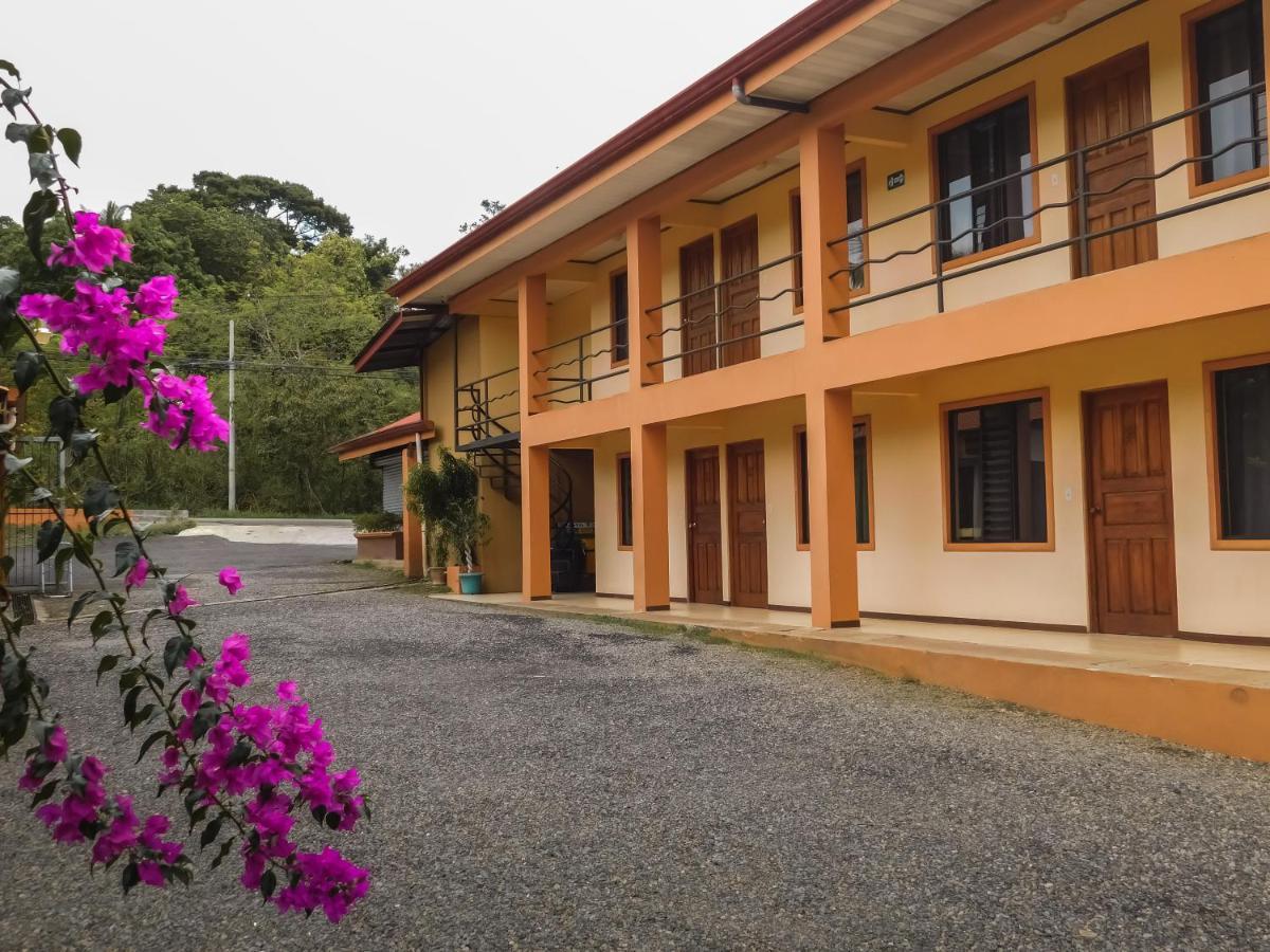 Hotel Amjeco San Isidro De El General Exteriör bild